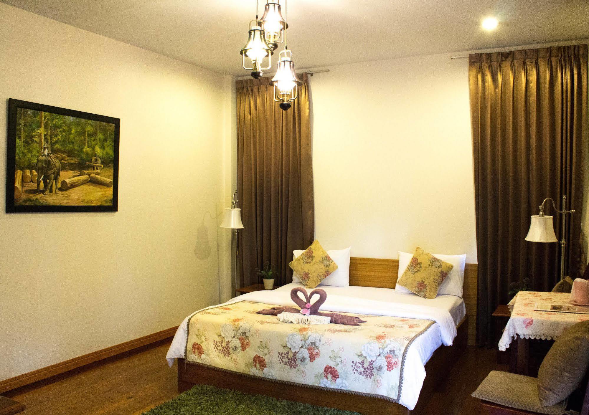 Yenjit Resort Chachoengsao Exterior photo